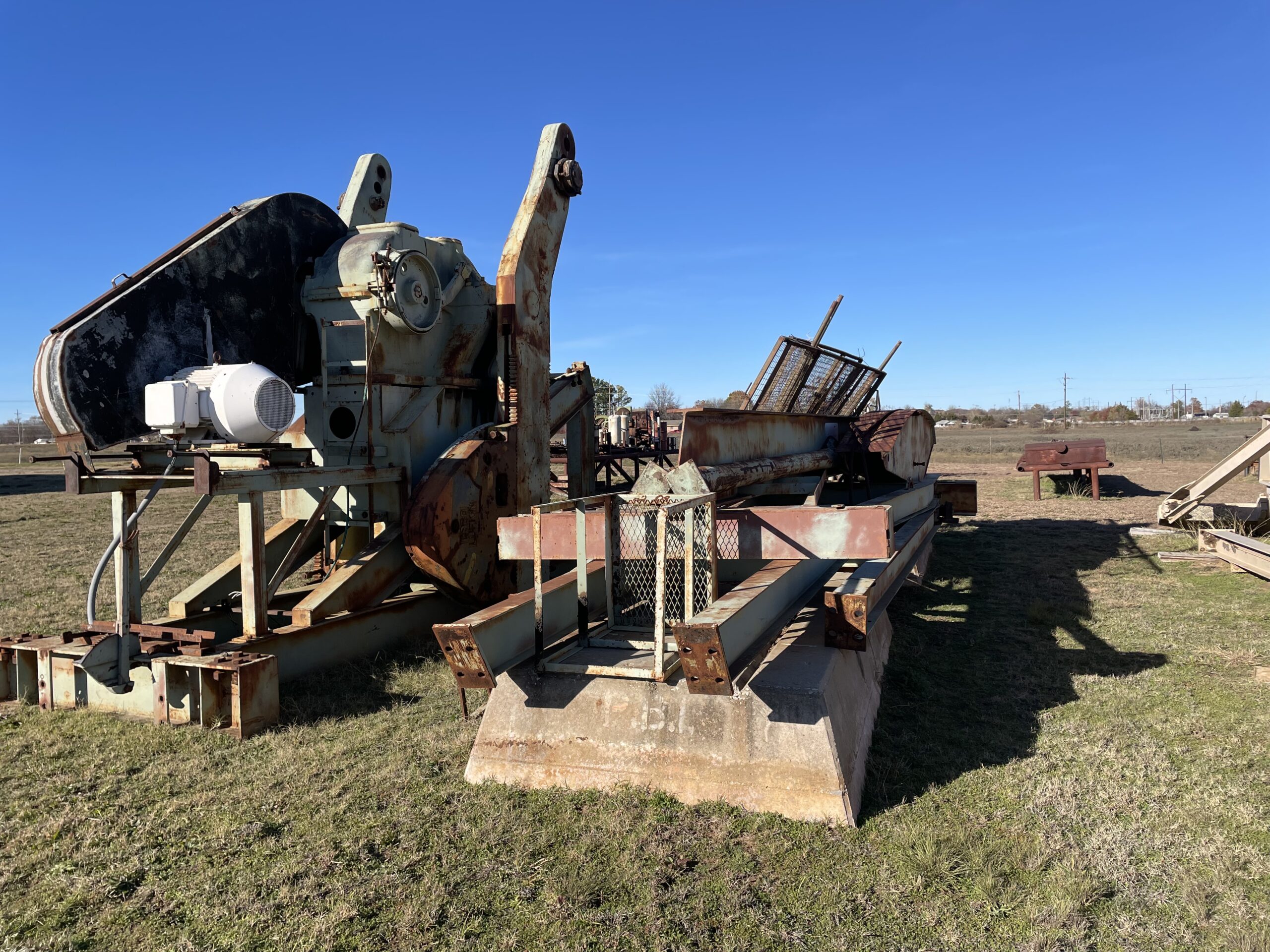 LUFKIN M-640D-305-168" Mark II